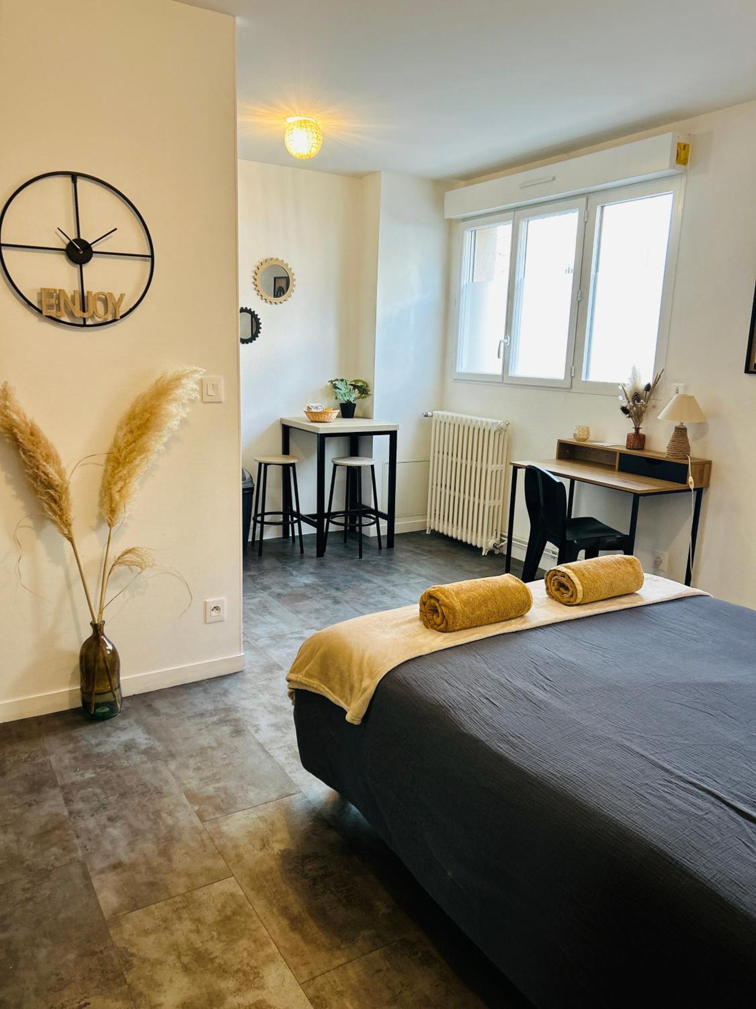 Le 2 - Grand Studio Caen Centre Port De Plaisance Ngoại thất bức ảnh
