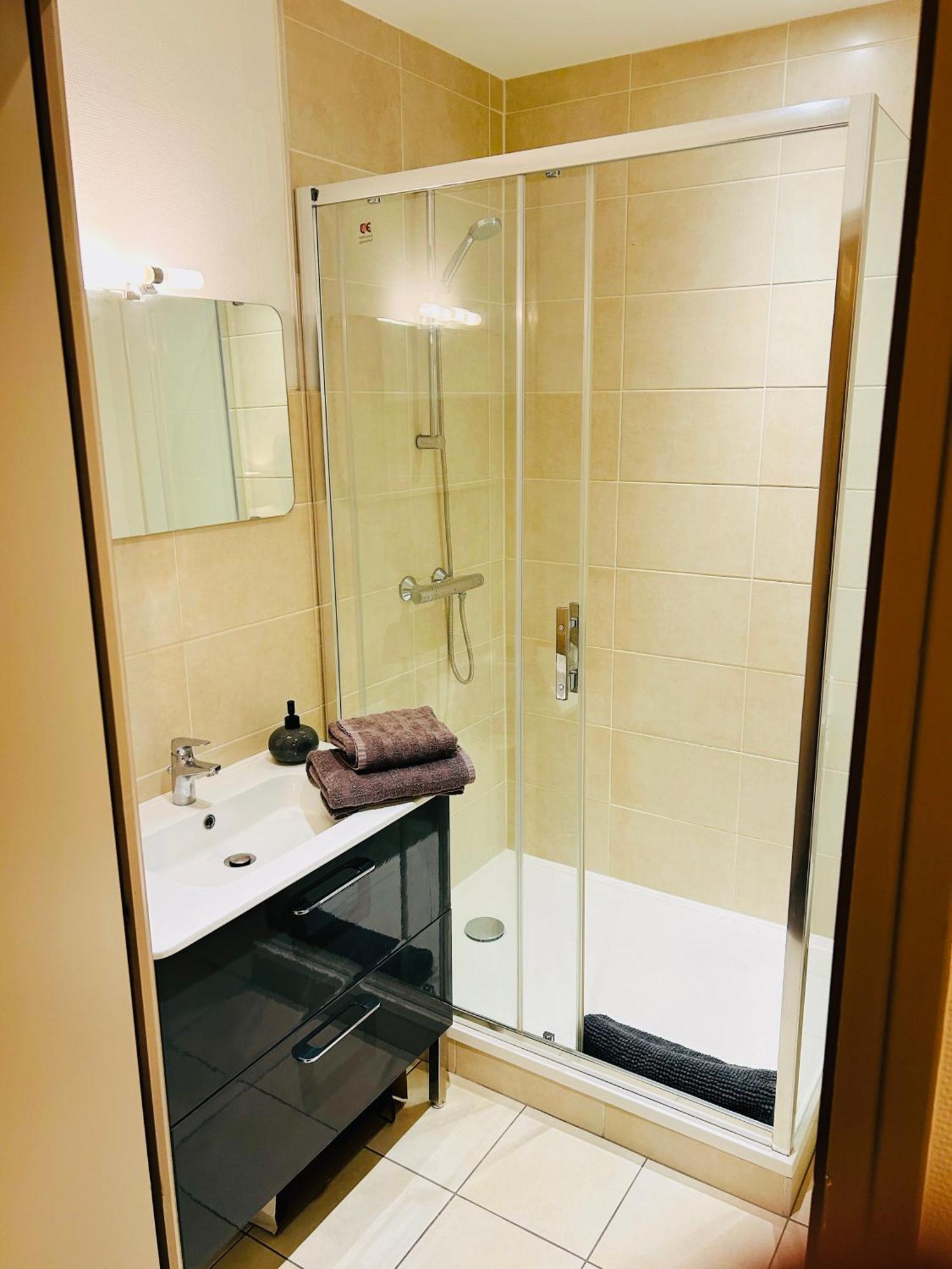 Le 2 - Grand Studio Caen Centre Port De Plaisance Ngoại thất bức ảnh